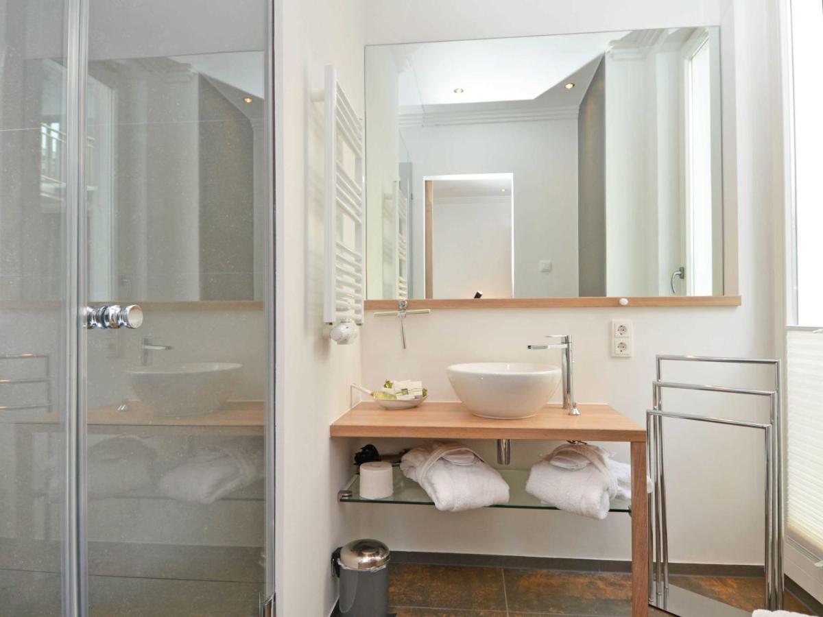 Villa "Johanna" Sellin - Wg13 Mit Kamin Und Zwei Balkonen 外观 照片